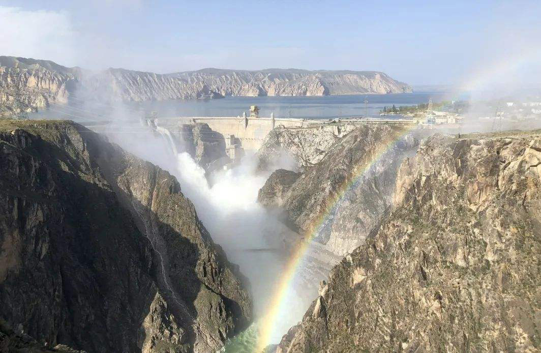 龙羊峡水电站